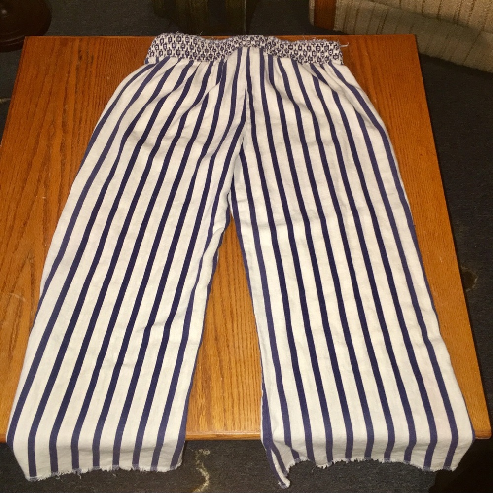 COPY - Indigo Rein Navy Striped Capris w Red Slit… - Picture 6 of 6